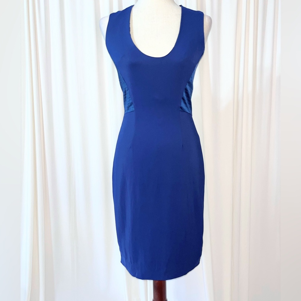 L’Agence Scoop Neck Sheath Dress with Contrast Side Panels Size 4